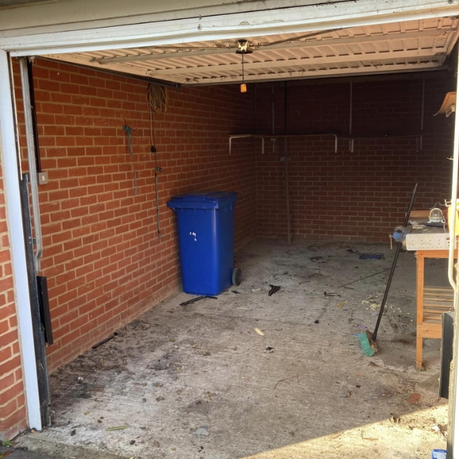 clean-garage-with-rubbish-removed-square